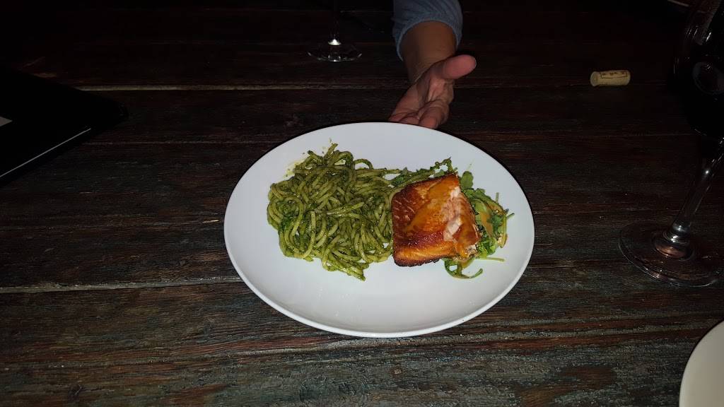 Switch Brick-Oven Pizza & Wine Bar | restaurant | 1615 S Royall St, Palestine, TX 75801, USA | 9037297700 OR +1 903-729-7700