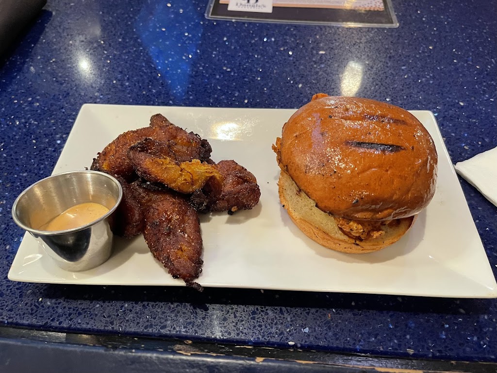 Dangles Bar & Grill | restaurant | 259 Orange St, New Haven, CT 06510, USA | 2038892912 OR +1 203-889-2912