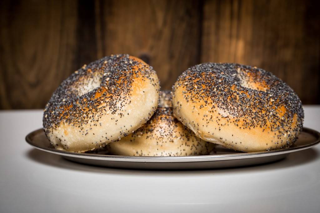 What A Bagel | bakery | 1 Rossland Rd E Unit F1.4, Ajax, ON L1Z 0T4, Canada | 9054264426 OR +1 905-426-4426