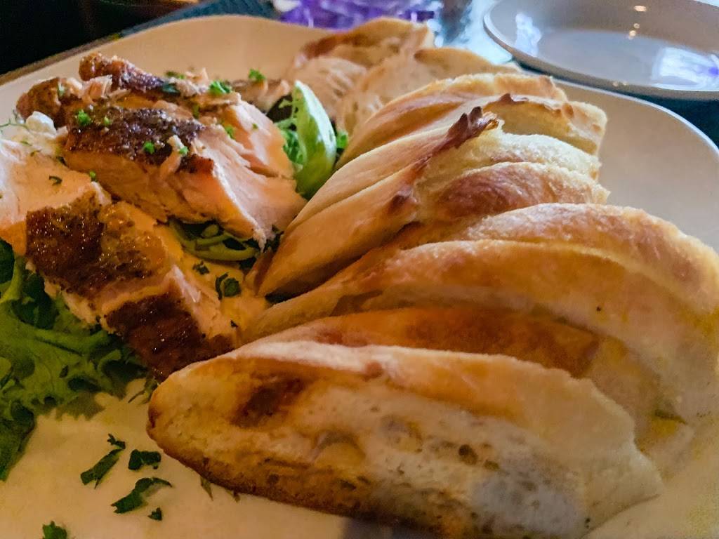 Muddy Waters Bar & Grill | restaurant | 231 Broad St, Prescott, WI 54021, USA | 7152625999 OR +1 715-262-5999