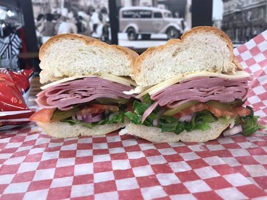Hoagie Market | restaurant | 1030 Walker Rd, Windsor, ON N8Y 2N5, Canada | 2263478660 OR +1 226-347-8660