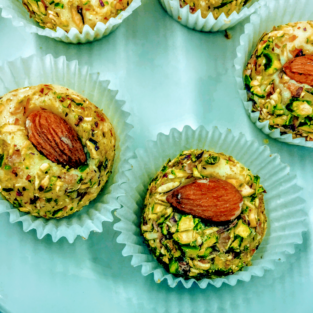 White Gold Sweets | meal takeaway | 3176 Ridgeway Dr #48, Mississauga, ON L5L 5S6, Canada | 9056076776 OR +1 905-607-6776