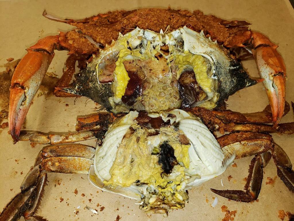 Ebbing tide crab house | restaurant | Located inside the joppa amish market at, 1000 Joppa Farm Rd, Joppa, MD 21085, USA | 4105937720 OR +1 410-593-7720