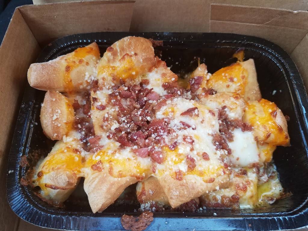 Little Caesars Pizza | meal takeaway | 23110 W Outer Dr, Allen Park, MI 48101, USA | 3135627540 OR +1 313-562-7540