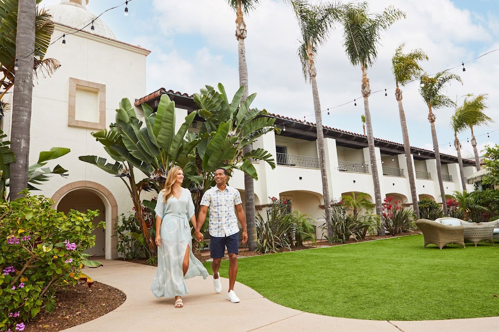 Kona Kai Club | restaurant | 1551 Shelter Island Dr, San Diego, CA 92106, USA | 6198198176 OR +1 619-819-8176