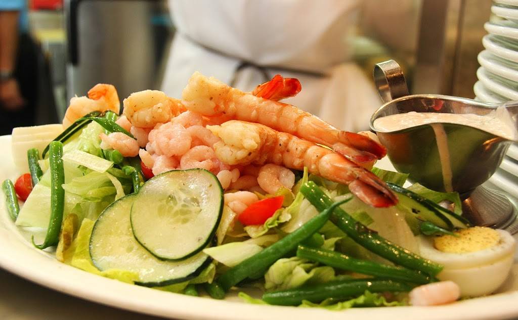 Pismos Coastal Grill | restaurant | 7937 N Blackstone Ave, Fresno, CA 93711, USA | 5594399463 OR +1 559-439-9463