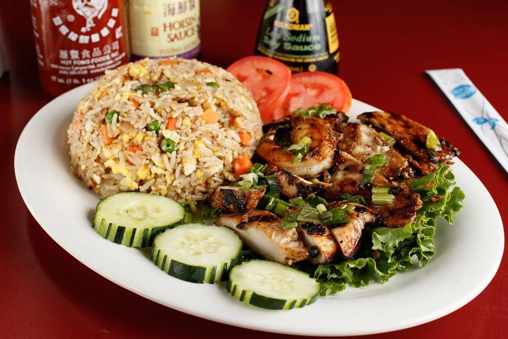 Pho 18 | restaurant | 704 Holiday Dr, Galveston, TX 77550, USA | 4097628849 OR +1 409-762-8849