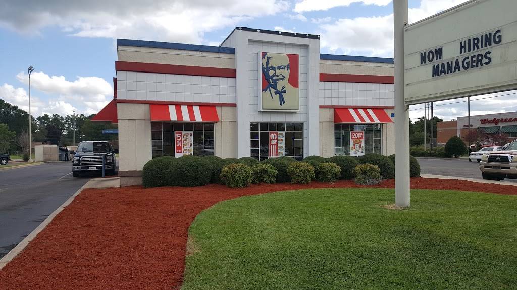 KFC | restaurant | 253 W McIntyre St, Mullins, SC 29574, USA | 8434646299 OR +1 843-464-6299