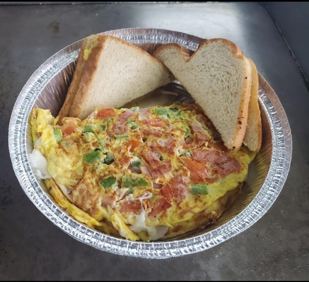 Delicias Snack Bar | restaurant | 302 E 170th St, The Bronx, NY 10456, USA | 3472709215 OR +1 347-270-9215