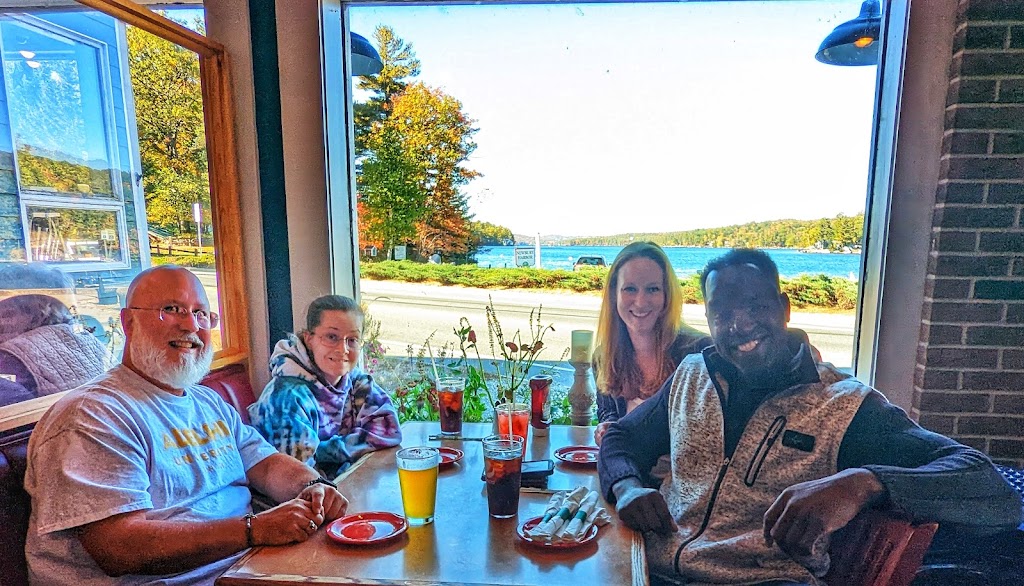 Bubbas Bar & Grille | restaurant | 976 New Hampshire Rte 103, Newbury, NH 03255, USA | 6037633290 OR +1 603-763-3290