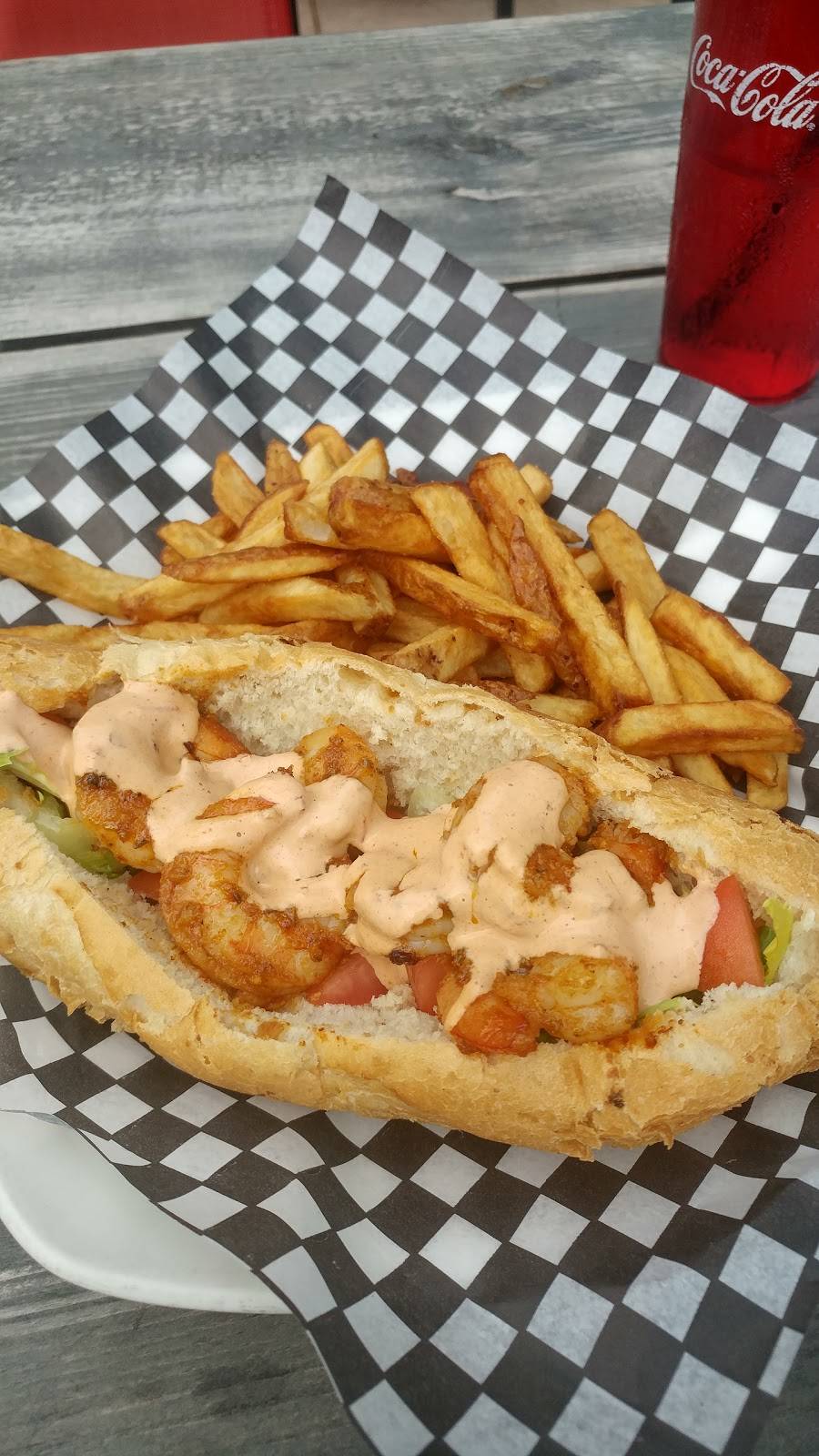 Sandbar On The Beach | restaurant | 45 Cedar Dr, Vittoria, ON N0E 1W0, Canada | 5194264009 OR +1 519-426-4009