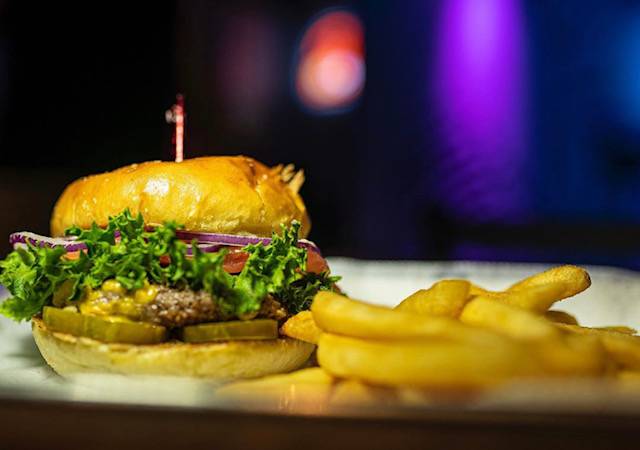 Charleys American Bar And Restaurant | night club | 4030 W Waters Ave, Tampa, FL 33614, USA | 8133041511 OR +1 813-304-1511