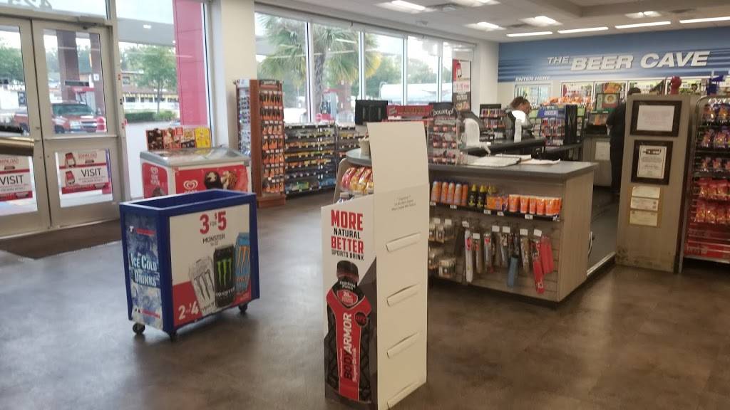 Thorntons | bakery | 425 E Brandon Blvd, Brandon, FL 33511, USA | 7276897444 OR +1 727-689-7444