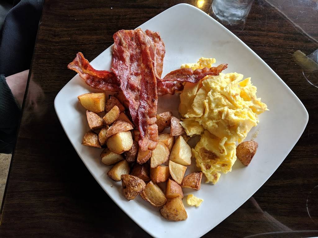 Merwins Wharf | restaurant | 1785 Merwin Ave, Cleveland, OH 44113, USA | 2166645696 OR +1 216-664-5696