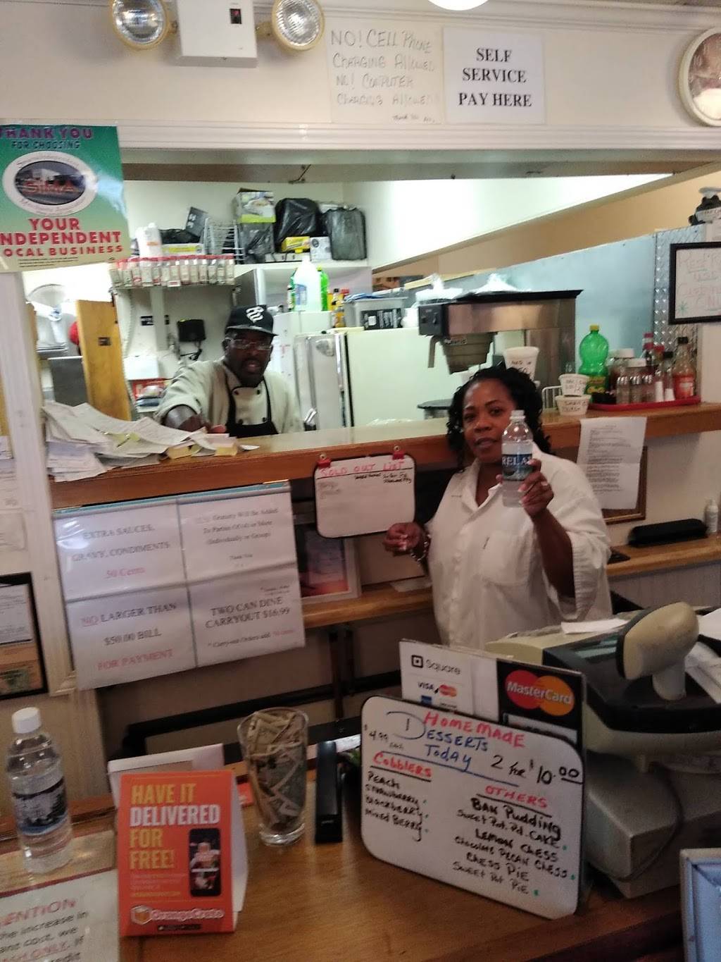 M & V Famous "Soul" Food | restaurant | 281 N Lowry St, Smyrna, TN 37167, USA | 6152670571 OR +1 615-267-0571