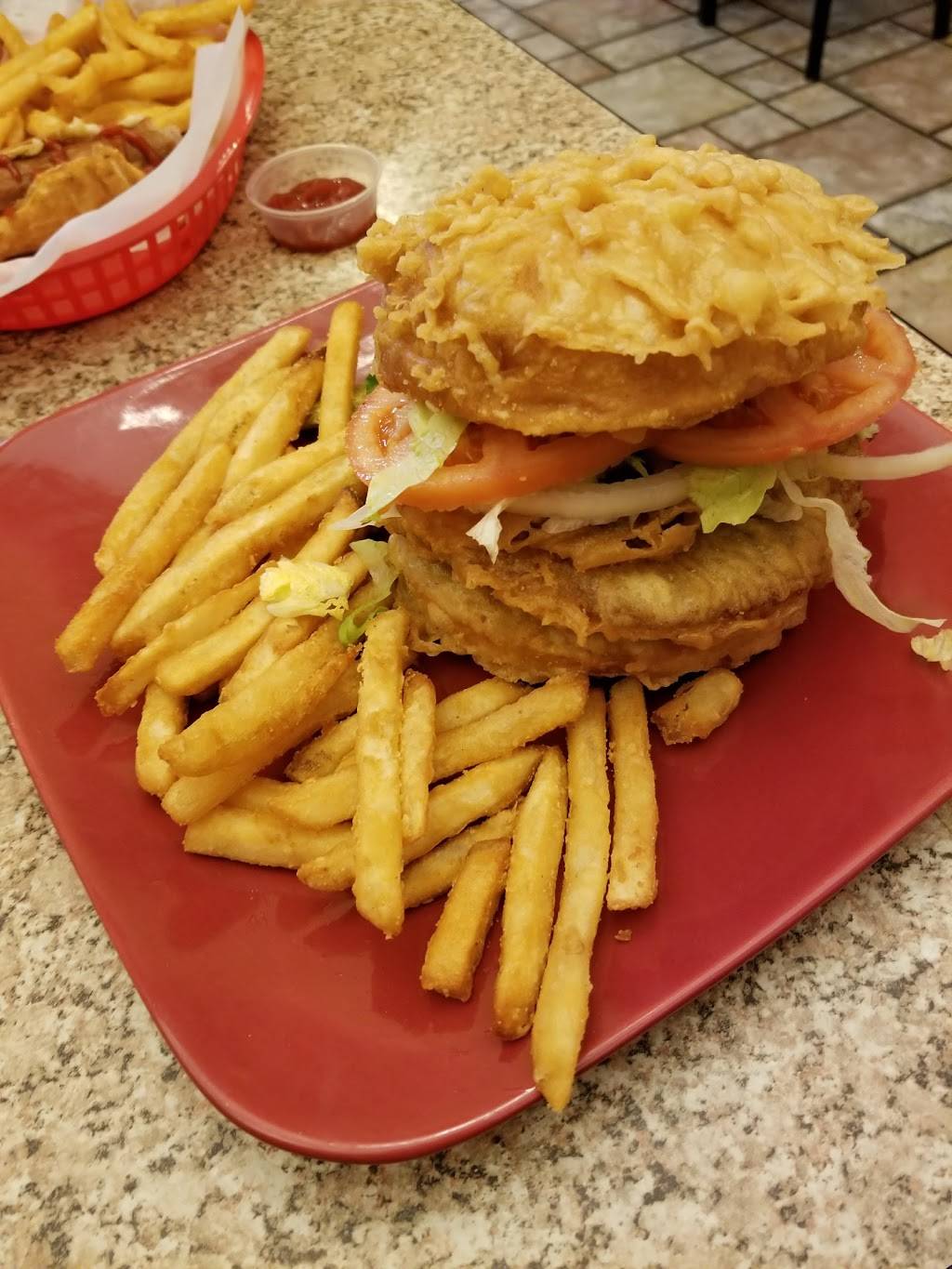 Big Deal Burgers & Custard | restaurant | 1440 S 84th St, West Allis, WI 53214, USA | 4147744000 OR +1 414-774-4000