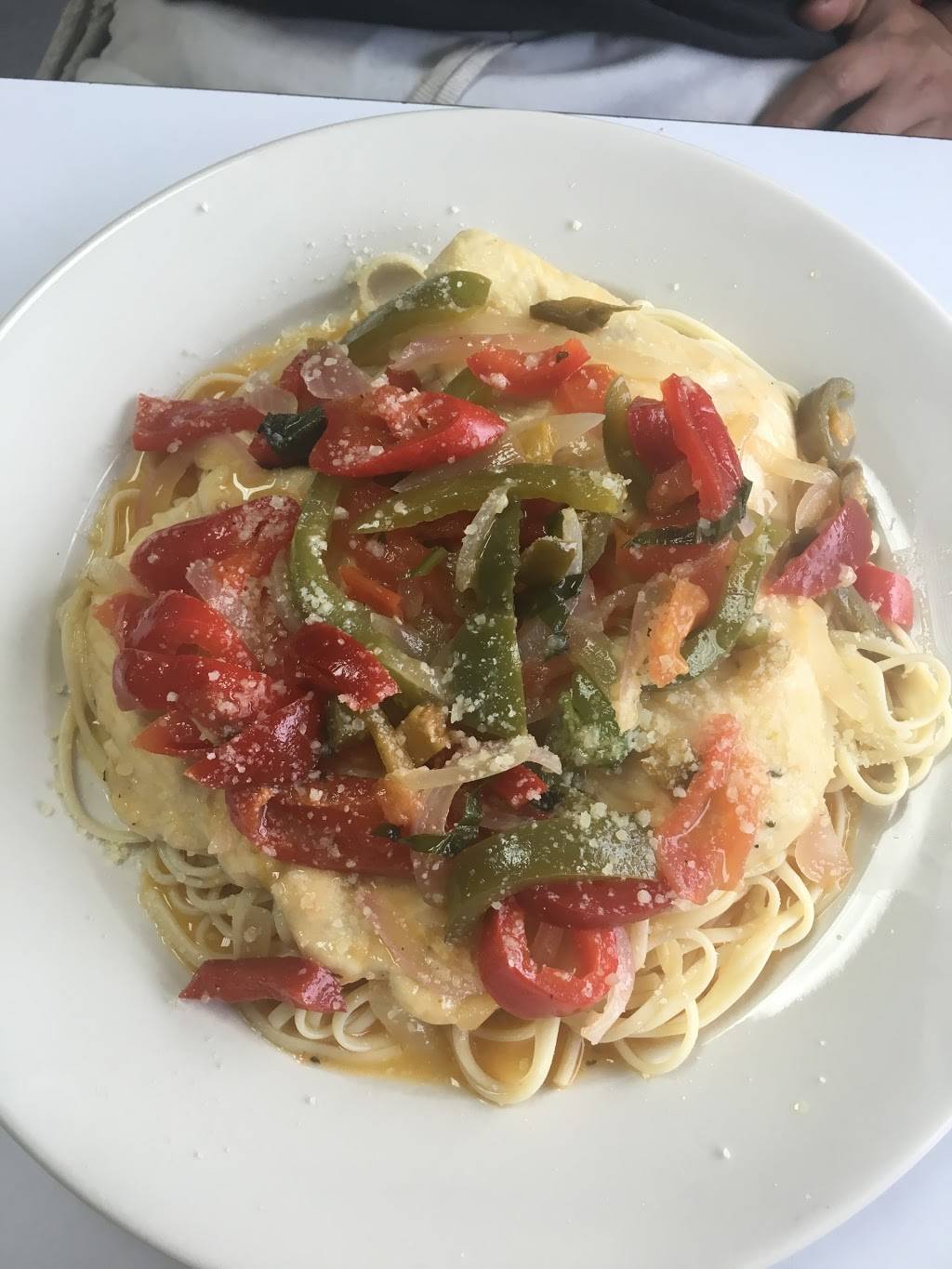 Bellas Pizza & Pasta | restaurant | 2093 Main St, Cortlandt, NY 10567, USA | 9144027645 OR +1 914-402-7645