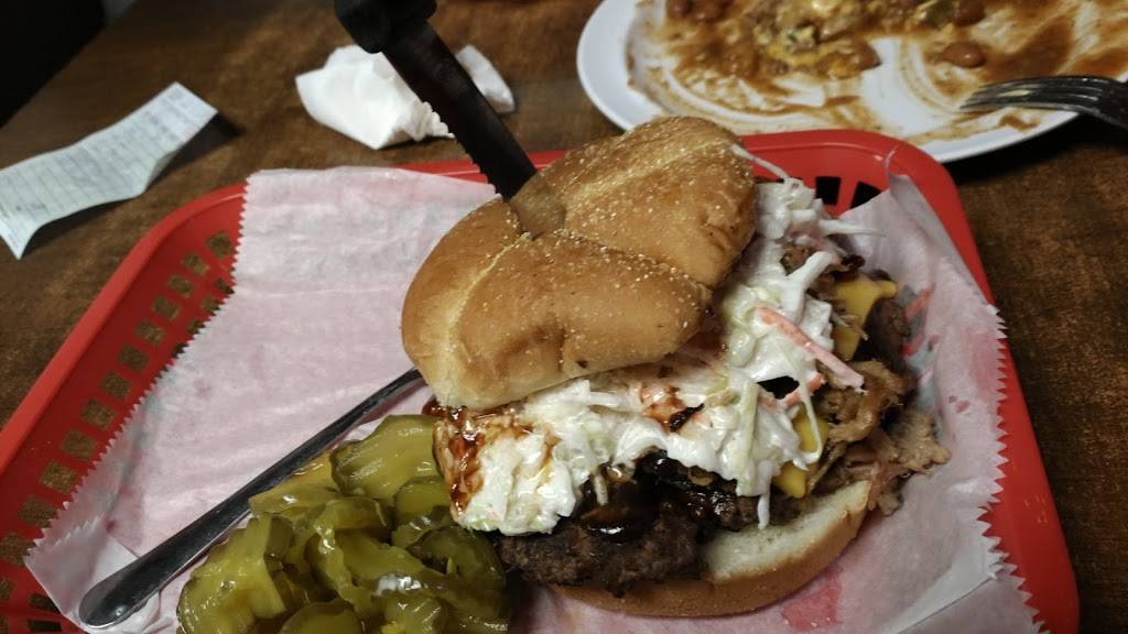 Kellys Big Burger | restaurant | 405 N Riverside Dr, Clarksville, TN 37040, USA | 9316470985 OR +1 931-647-0985