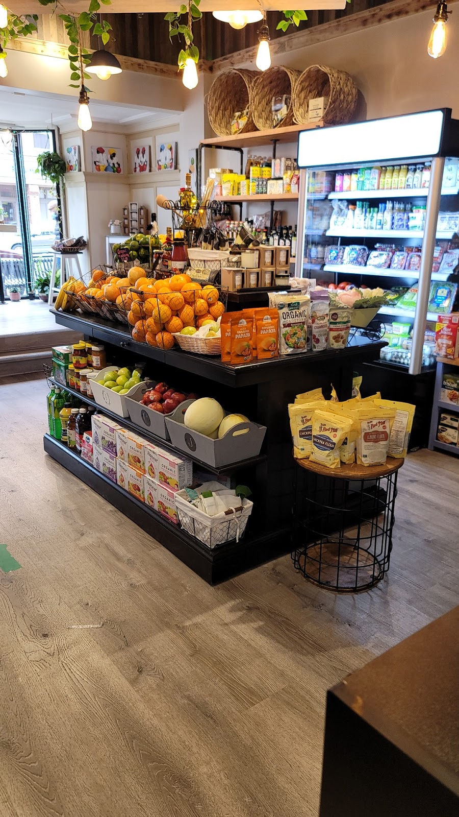 Casabe Fruit Store & Delicatessen | restaurant | 276 Essex St, Lawrence, MA 01840, USA | 9786556271 OR +1 978-655-6271