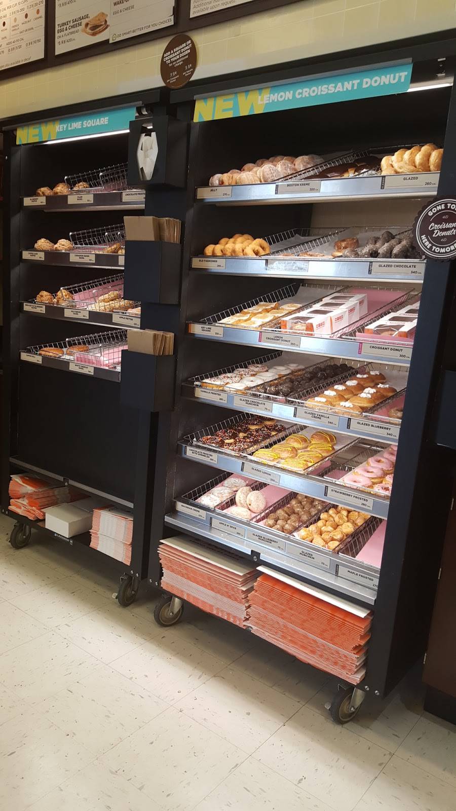 Dunkin | bakery | 1208 Berryville Rd, Winchester, VA 22601, USA | 5406677456 OR +1 540-667-7456