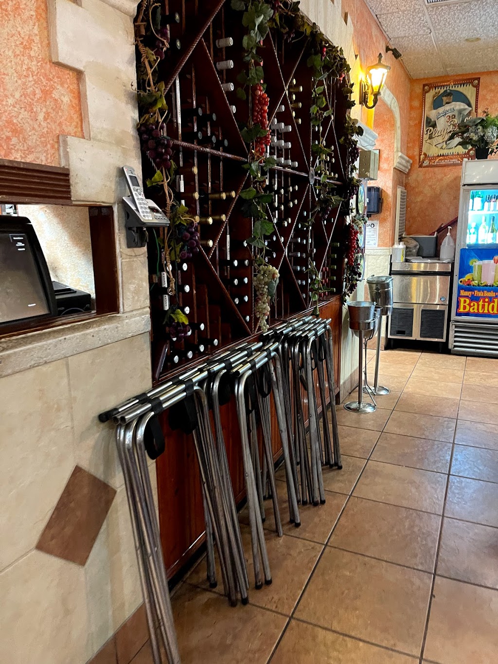 Casa Juan Restaurant | restaurant | 5755 NW 7th St, Miami, FL 33126, USA | 3052657595 OR +1 305-265-7595