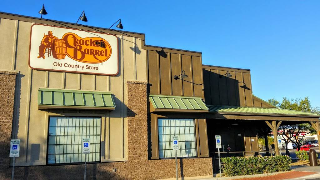 Cracker Barrel Old Country Store | restaurant | 606 S Watson Rd, Buckeye, AZ 85326, USA | 6234740008 OR +1 623-474-0008