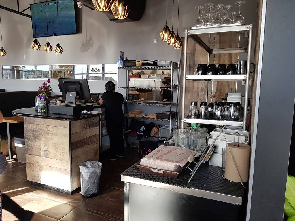 Pizza Laplaine 2 Pour 1 | restaurant | 10551 Boulevard Laurier #135, Terrebonne, QC J7M 1V5, Canada | 4508389838 OR +1 450-838-9838