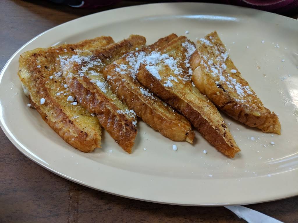 Emmas Family Restaurant | restaurant | 82 Paradise St, Manchester, TN 37355, USA | 9317234701 OR +1 931-723-4701