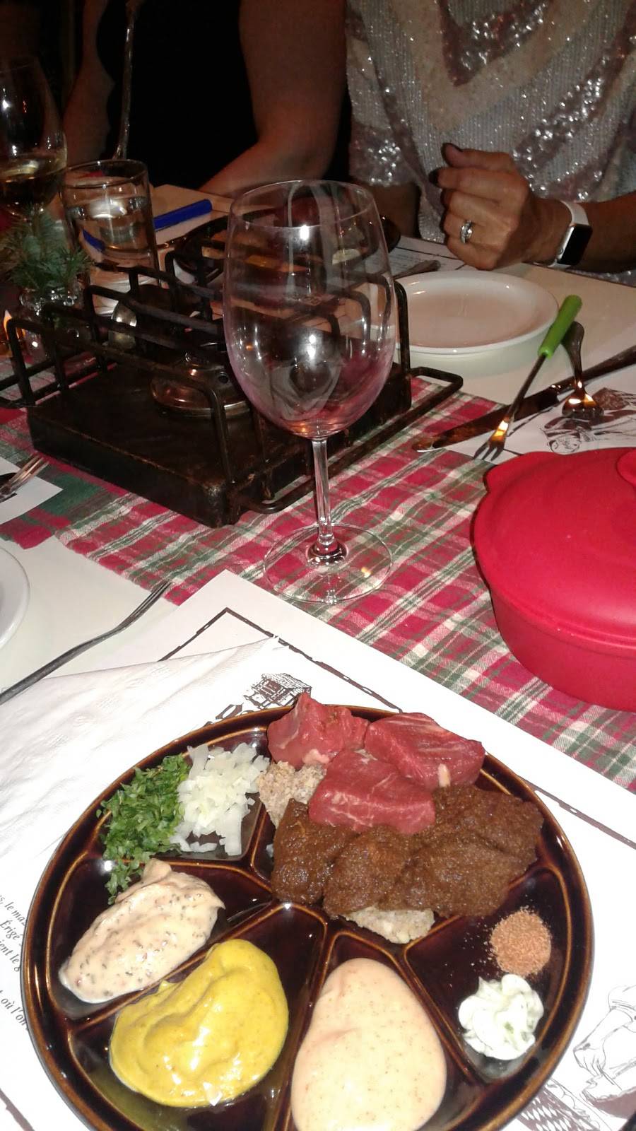 Mazot Suisse | restaurant | 5320 Boulevard Labelle, Val-Morin, QC J0T 2R0, Canada | 4502292553 OR +1 450-229-2553