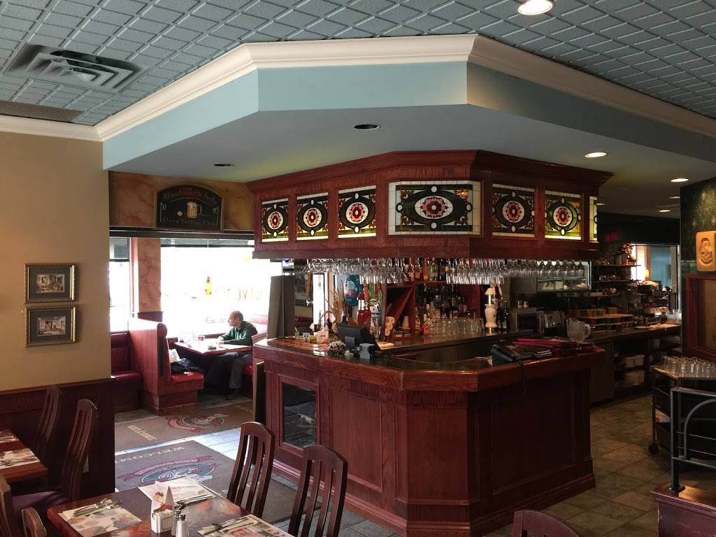 Restaurant Casa Vertoudos | restaurant | 5 Boul Henri-Bourassa O, Montréal, QC H3L 1M6, Canada | 5143312233 OR +1 514-331-2233