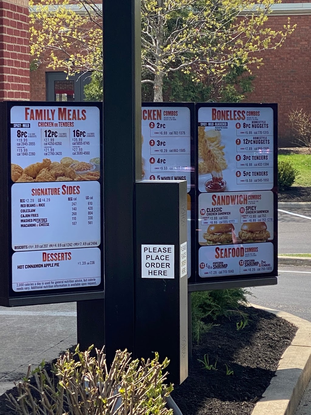 Popeyes Louisiana Kitchen | restaurant | 5150 Tuttle Crossing Blvd, Dublin, OH 43016, USA | 6145888680 OR +1 614-588-8680