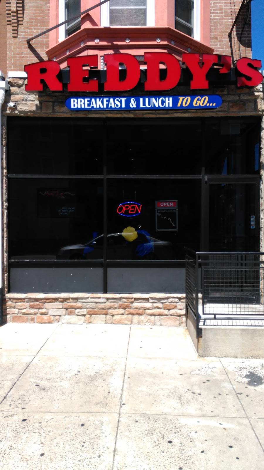 Reddys | restaurant | 2415 W Lehigh Ave, Philadelphia, PA 19132, USA | 2675198633 OR +1 267-519-8633