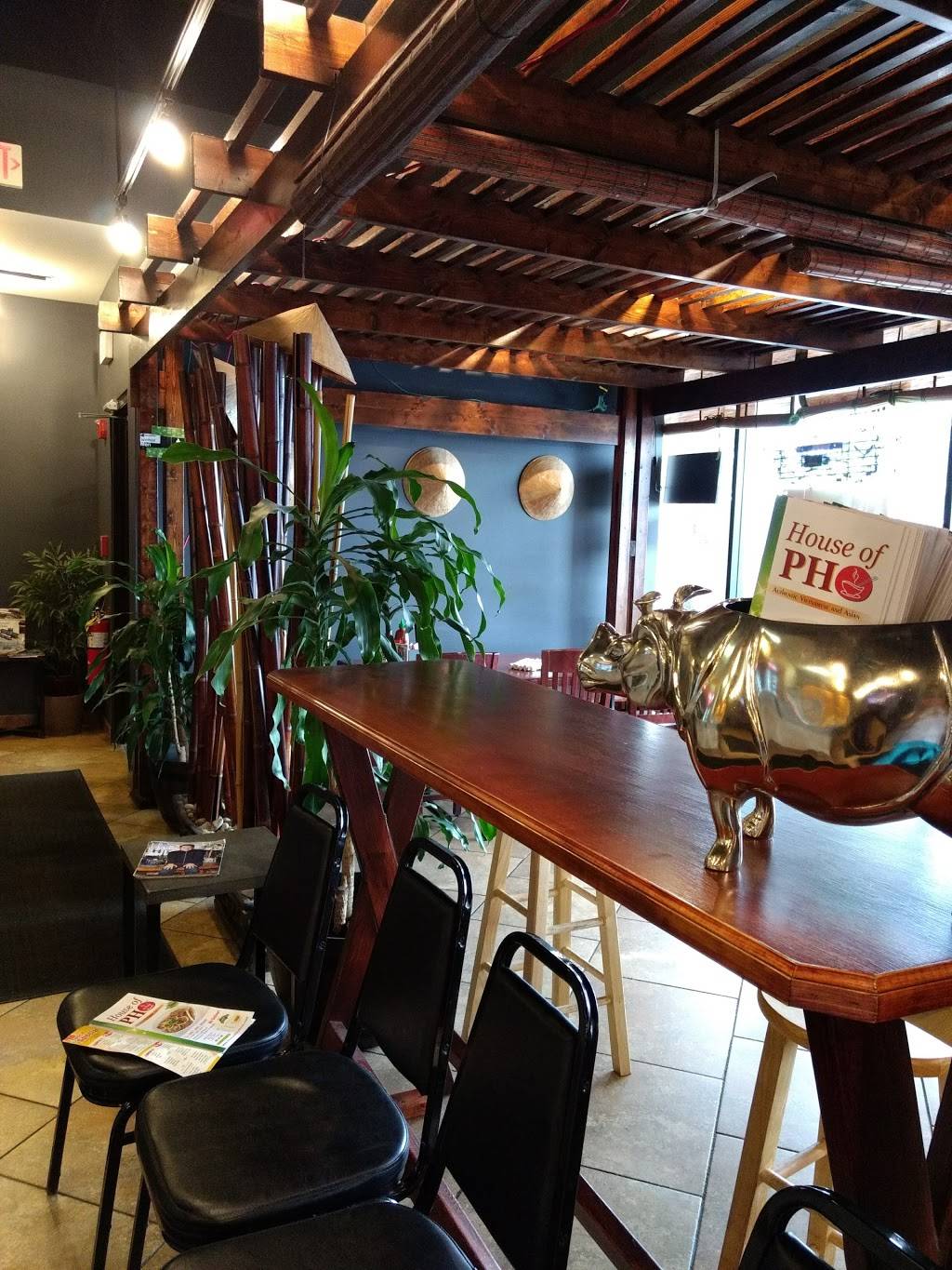 House of Pho | restaurant | 1004 W Golf Rd, Hoffman Estates, IL 60169, USA | 8478858680 OR +1 847-885-8680