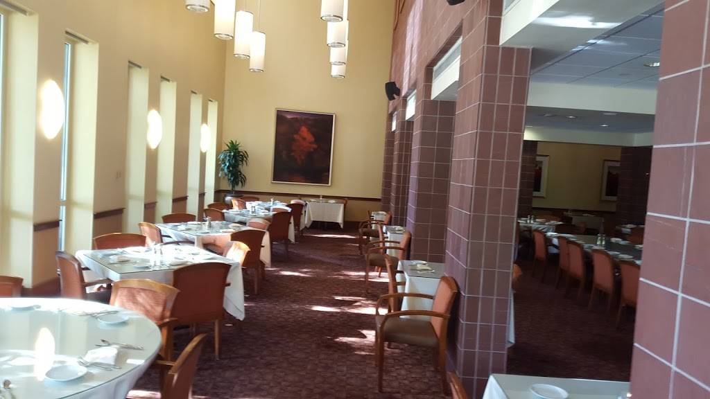 Bistro 2110 At the Blackwell | restaurant | 2110 Tuttle Park Pl, Columbus, OH 43210, USA | 6142472110 OR +1 614-247-2110