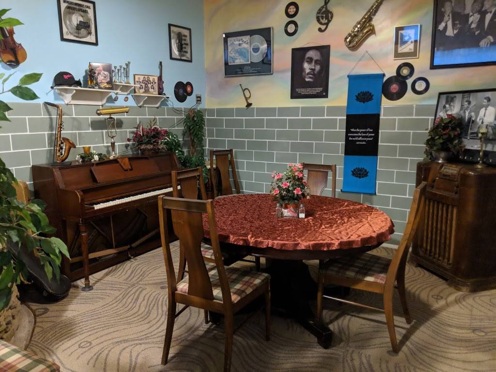 Timber Lake Lodge | restaurant | 4286 PA-8, Titusville, PA 16354, USA | 8148278863 OR +1 814-827-8863