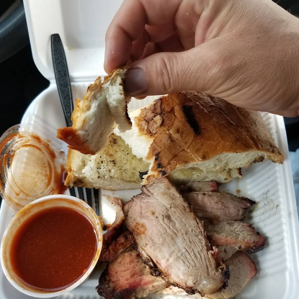 Just BBQ | restaurant | 2950 Johnson Dr #133, Ventura, CA 93003, USA | 8056541221 OR +1 805-654-1221