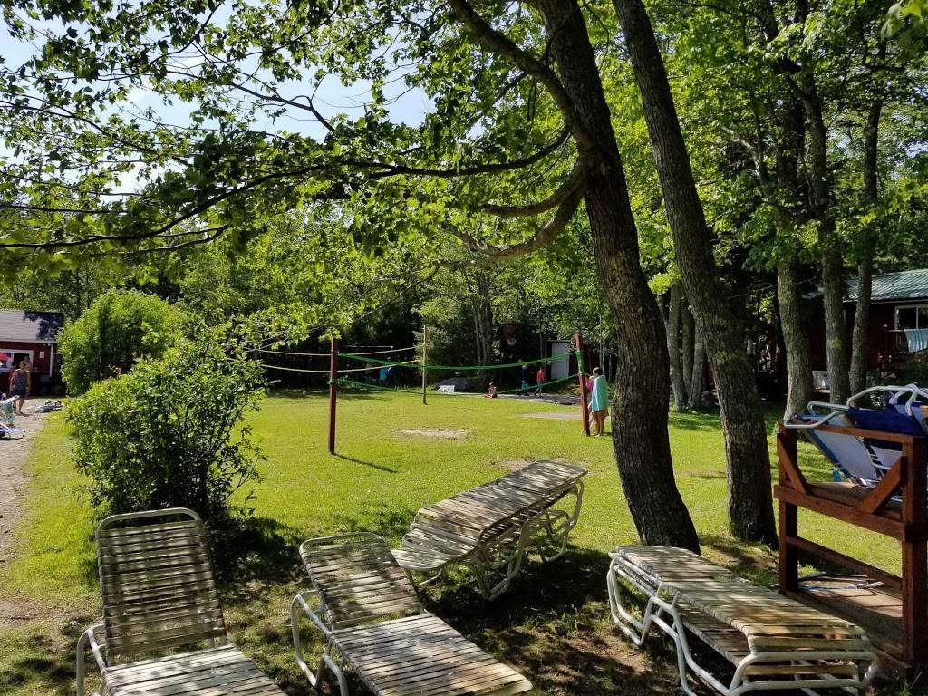 Lucerne Beach Club | restaurant | 14 Pearl Point Rd, Dedham, ME 04429, USA | 2078437311 OR +1 207-843-7311