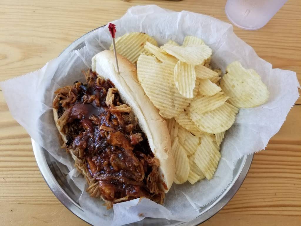 The Humble Hog | restaurant | 125 S Market St, Paxton, IL 60957, USA | 2175791082 OR +1 217-579-1082