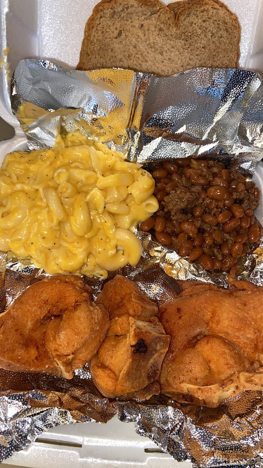 Uncle Rickys | restaurant | 13205 W Chicago, Detroit, MI 48228, USA | 2487788984 OR +1 248-778-8984