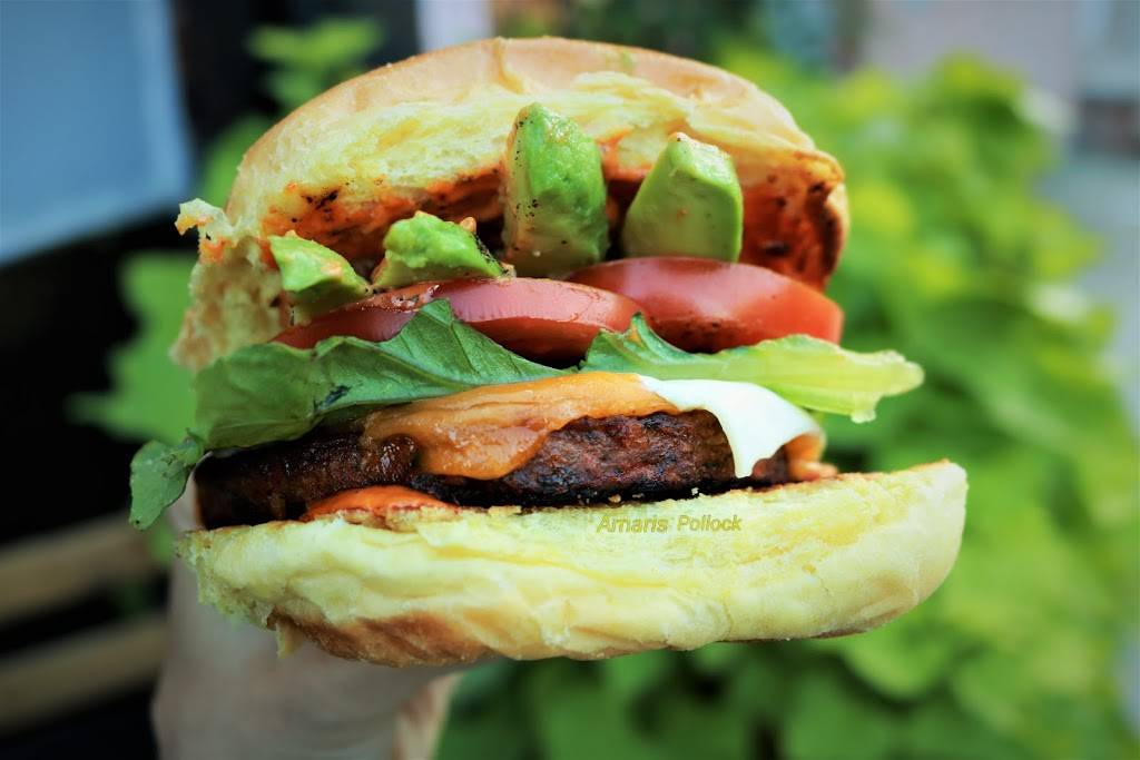 Orchard Smoothie and Cafe | restaurant | 1500 Federal St, Philadelphia, PA 19146, USA | 2676066579 OR +1 267-606-6579