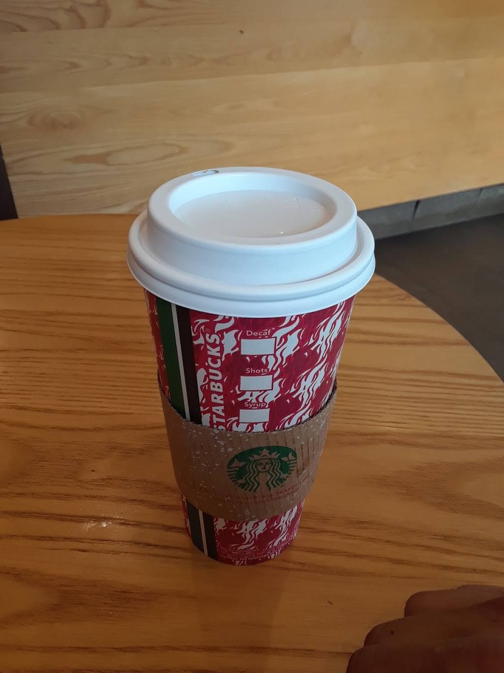 Starbucks | cafe | 14180 Blossom Hill Rd, Los Gatos, CA 95032, USA | 4083565856 OR +1 408-356-5856