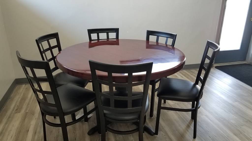 The Pizza Shop and Sisters Ice Cream | restaurant | 207 S Locust St, Morristown, IN 46161, USA | 7657636473 OR +1 765-763-6473