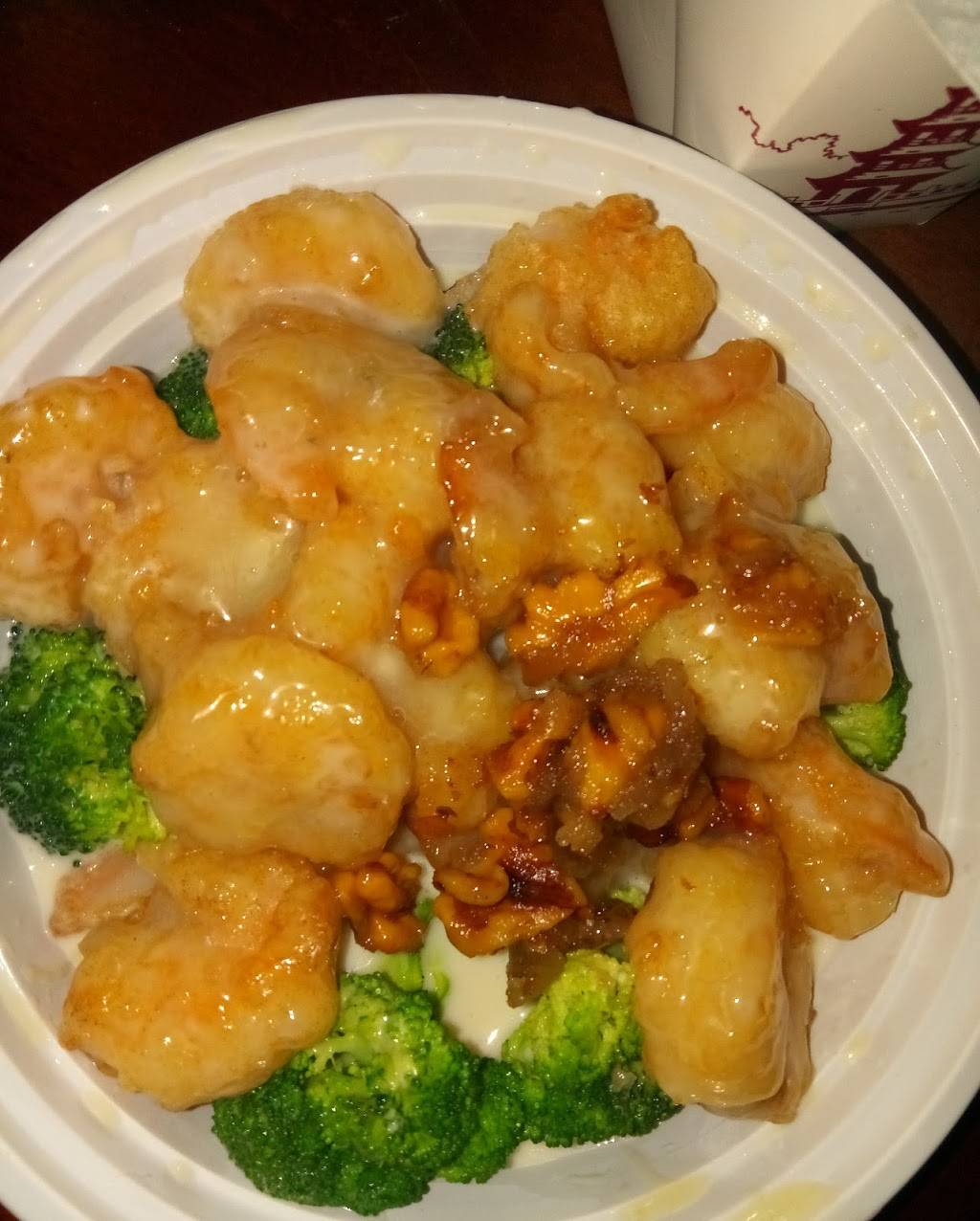 Lings Bistro | restaurant | 1550 SW Wanamaker Rd #100a, Topeka, KS 66604, USA | 7852710050 OR +1 785-271-0050