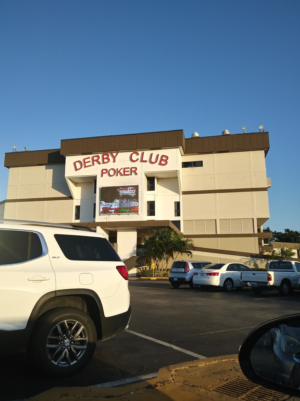 Derby Lane St Petersburg | restaurant | 10490 Gandy Blvd N, St. Petersburg, FL 33702, USA | 7278123339 OR +1 727-812-3339