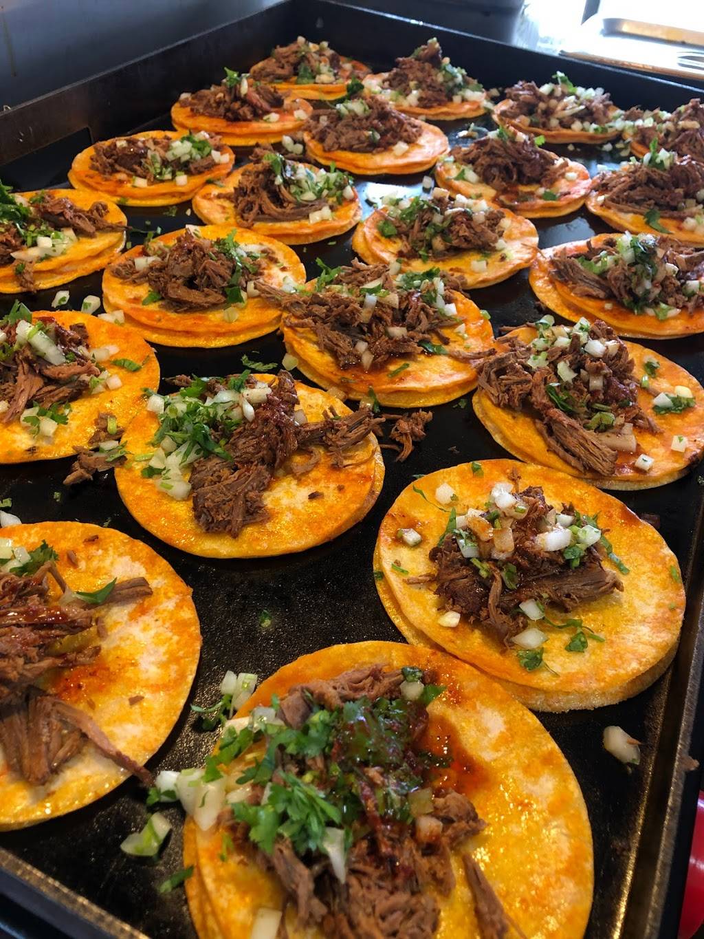 Birrieria La Jefa | restaurant | 2501 N 50th St, Fort Smith, AR 72904, USA | 4795619628 OR +1 479-561-9628