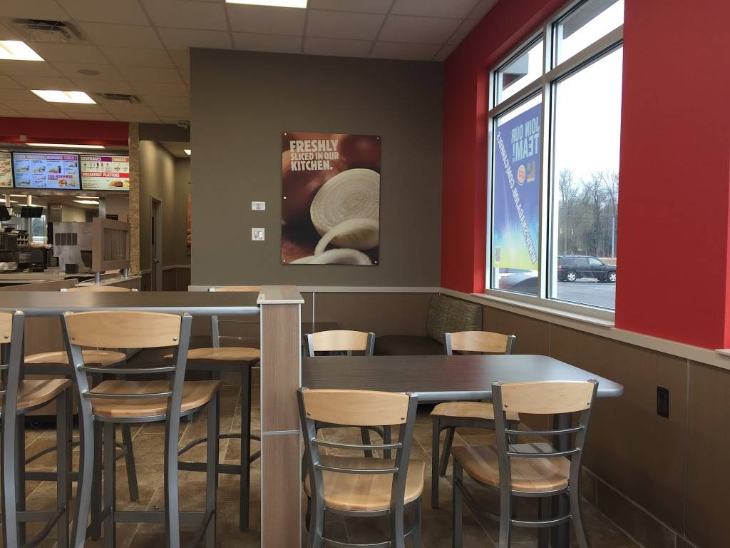 Burger King | restaurant | 8959 W Bellmoore Dr, Newburgh, IN 47630, USA | 8128583931 OR +1 812-858-3931