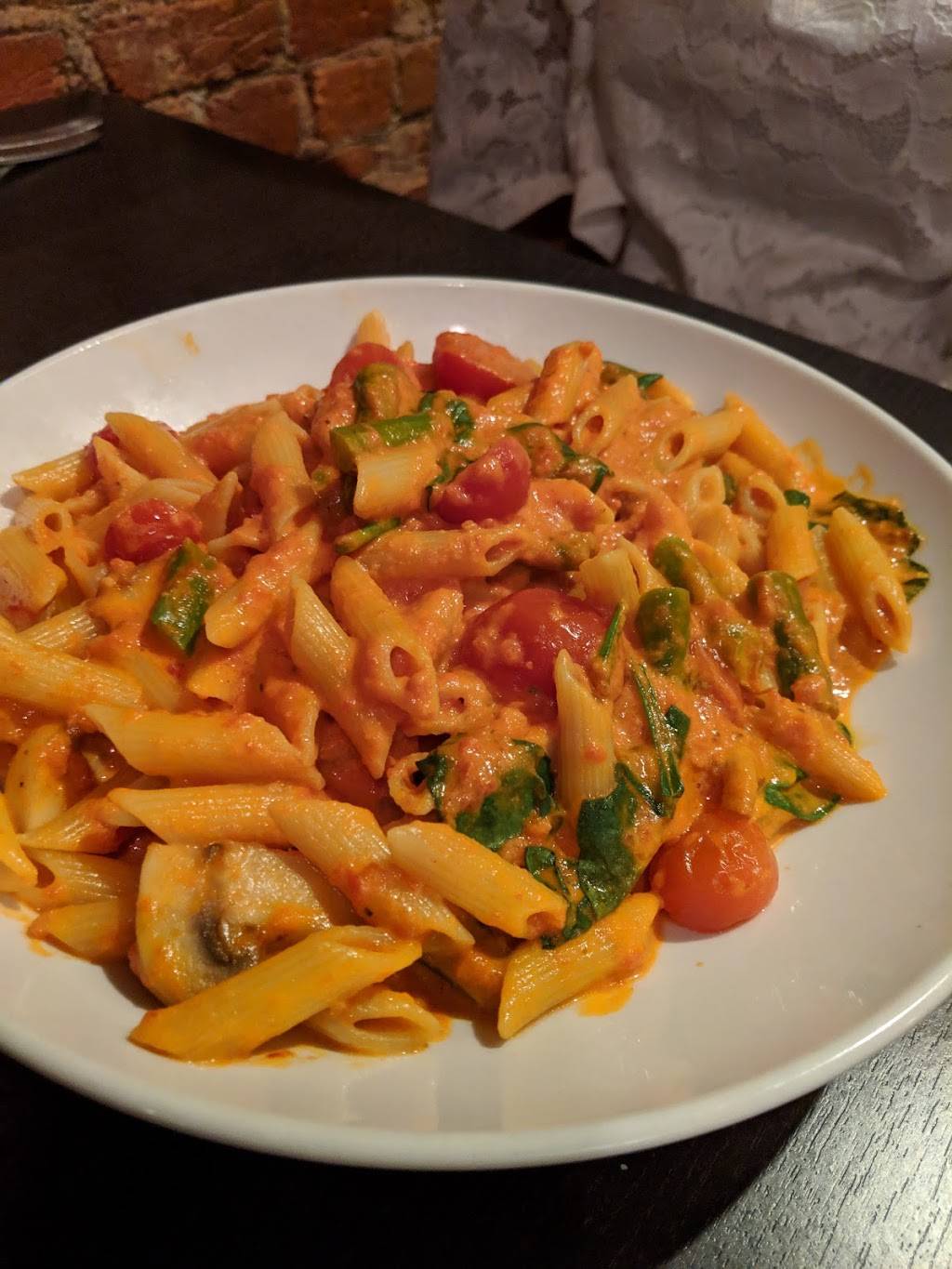 Limoncello Ristorante & Caterers | restaurant | 9 N Walnut St, West Chester, PA 19380, USA | 6104366230 OR +1 610-436-6230