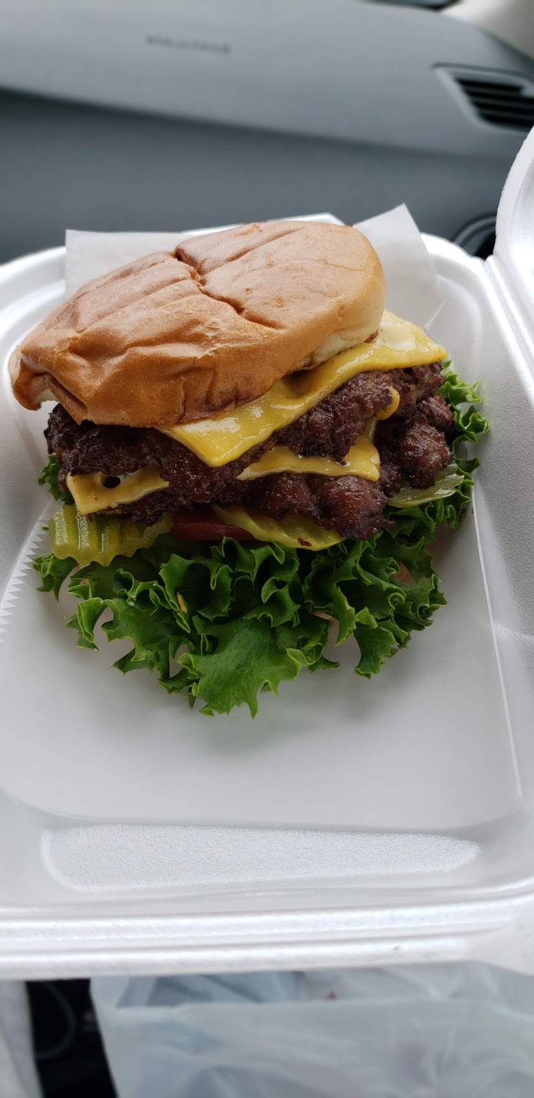 SMACKERS | restaurant | 1525 Airways Blvd, Memphis, TN 38114, USA | 9013082556 OR +1 901-308-2556