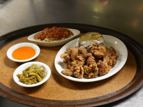 Mick and Marys Inc. | restaurant | 310 E Ebony St, Thayer, IL 62689, USA | 2179652163 OR +1 217-965-2163