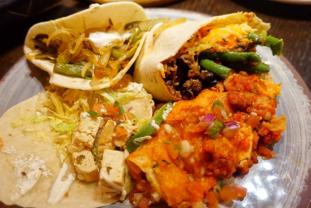 Rockn Mexicana Cantina & Grille | restaurant | 5220 NY-23, Windham, NY 12496, USA | 5187343000 OR +1 518-734-3000